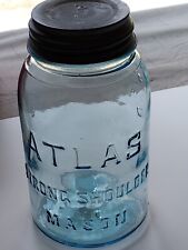 Vtg.  CORNFLOWER BLUE Atlas Strong Shoulder Mason Quart Jar w/Atlas Zinc Lid  picture