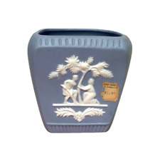 WEDGWOOD BLUE SMALL VASE/PLANTER picture