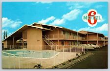 Postcard Motel 6, Portland, Oregon Unposted picture