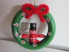 Vtg Christmas Ornament Wood Wreath Wooden Soldier Sitting Pipe Cleaner Bow 2.75