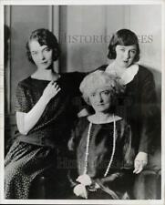 1951 Press Photo Lillian and Dorothy Gish with their mother. - lry11153 picture