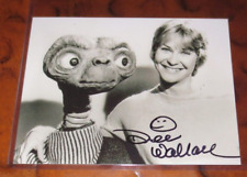 Dee Wallace signed autographed photo Mary Taylor in  E.T. the Extra-Terrestrial picture