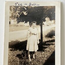 Vintage B&W Snapshot Photograph Young Woman 40s “The Bull” Fun picture
