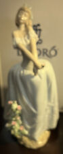 Lladro 6712 Lady in Love Retired Original Grey Box Mint Condition L@@K Rare picture