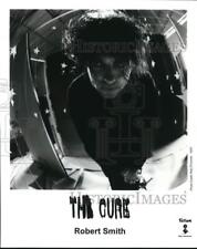 Press Photo Robert Smith of The Cure - syp39771 picture