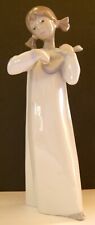 Beautiful Lladro Porcelain Figurine  of a Young Girl Playing a Mandolin c.1971 + picture