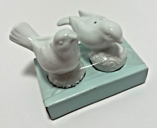 Target Home White Ceramic Whimsical Bird Salt & Pepper Shakers 2007 Birthday Mom picture