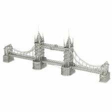 London's Tower Bridge Wire Model picture