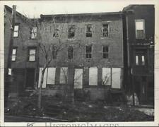 1974 Press Photo Boarded up buildings on 8th Street in Troy, New York picture