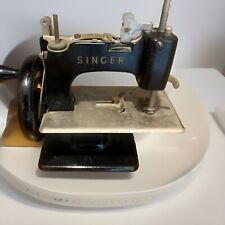 Vintage Singer Sew Handy Children's Sewing Machine Model 20 Circa 1950 treasure picture