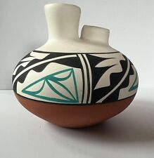 Beautiful Acoma Vessel Signed L. Toya N.M. picture