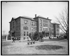 Photo:The Collis P. Huntington Memorial Building, Tuskegee Institute, Ala. picture