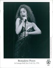 1996 Actor Bernadette Peters Actress Singer Sequin Dress On Stage 8X10 Photo picture
