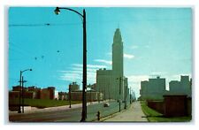 Postcard The Leveque-Lincoln Tower, Columbus, Ohio 1961 L28 picture