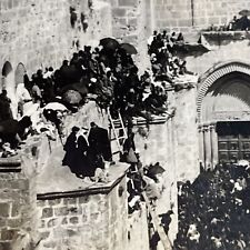 Antique 1910s Crowds Of People Hanging Off Of Church Stereoview Photo Card P4430 picture