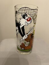 Vintage 1970’s Sylvester & Tweety Bird Collectors Glass picture