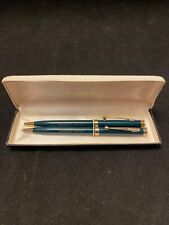 VINTAGE PARKER 2 PEN SET HAS ENGINEERING CO. LOGO 1 INK IS DRY NEEDS NEW INSERT picture
