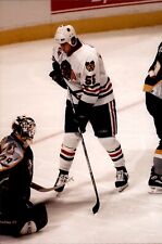 PF32 2001 Original Photo ERIC DAZE CHICAGO BLACKHAWKS LEFT WING NHL ICE HOCKEY picture