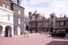 #J25- oo Vintage 35mm Slide Photo- London England -Buildings- Street Scene- 1979 picture