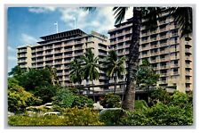 Honolu Hawaii Waikiki Beach Reef Towers Hotel Resort Unposted Chrome Postcard picture