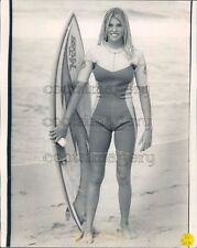 1991 Press Photo Lovely Blond Aussie Surfer Pam Burridge Body Suit McCoy Board picture