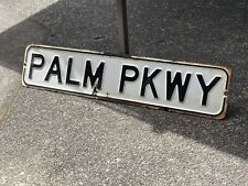 RARE VINTAGE “PALM PKWY” BIG ISLAND HAWAII PORCELAIN OCEAN VIEW STREET SIGN picture