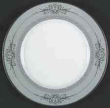 Noritake Yasmin Accent Luncheon Plate 3770868 picture