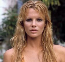 KIM BASINGER -  A SEXY FACE  picture