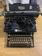 vintage royal manual typewriter picture
