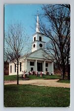 Sturbridge MA-Massachusetts, White Pillared Meetinghouse, Vintage Postcard picture