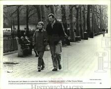1992 Press Photo Mia Farrow, Liam Neeson in 