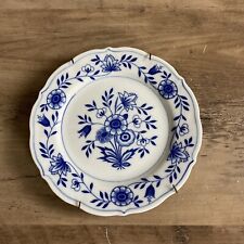 UCAGCO Plate BLUE DELL Japan porcelain with hanger picture