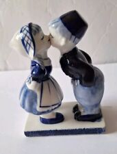 Vintage Delft Blue Porcelain Boy Girl Kissing Figurine Handpainted Holland-F11 picture