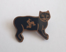 Isle of Man Manx Cat Vintage Pin Badge picture