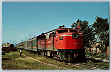 Merida, Yucatan - Unidos Del Sureste 203 #21 Loco - Train - Vintage Postcard picture