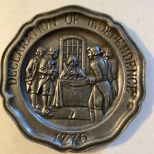1776 Declaration of Independence Sexton Pewter Plate, Made 1973, 9 inch Diameter picture