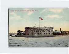 Postcard Castle William Governor's Island New York USA picture