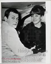 1963 Press Photo Actors Tony Curtis and Christine Kaufmann in San Francisco. picture