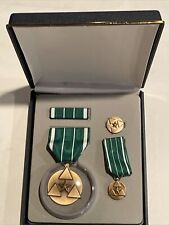 Vintage Department of the Army Commander's Award for Civilian Service Medal picture