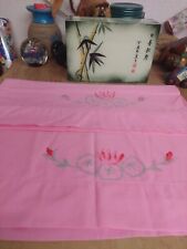  2 Cannon Monticello No Iron Muslin Pillowcases PINK  picture