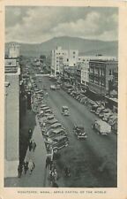 Wenatchee WA Truckload & NICE 1930s Cars~Cafe, The Owl, Shoe Billboard~Postcard picture