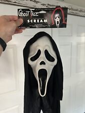 MINT CONDITION Ghostface mask Tagged  eu April June 2010 Scream 4 Funworld Mask picture