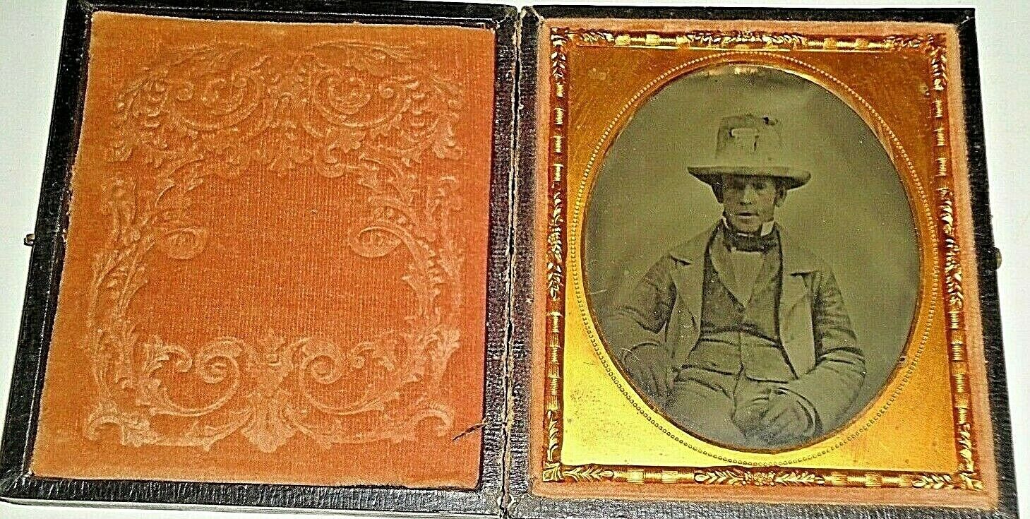 6th P.Rare Ambrotype Photo Civil War Era Southern Man Wearing Flour for Cash Hat