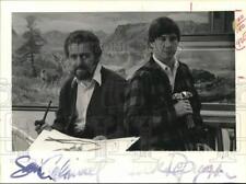 1975 Press Photo Artist-Author Sam Caldwell with fellow artist Dick DePugh picture