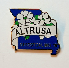 Vintage Altrusa Sikeston Missouri Pinback Pin picture