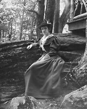 ANTIQUE GLASS PLATE PHOTO NEGATIVE - PORTRAIT - STYLISH WOMAN SEATED OUTDOORS picture