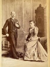 Early 1900s Cabinet Card CDV - Wealthy Chicago Couple  picture