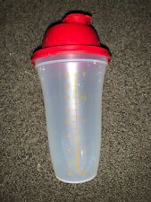 Vintage Tupperware Quick Shaker Mixer Bottle 844-26 16oz 2 cups 500ML w/o insert picture