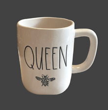 New Rae Dunn Queen Bee Mug picture