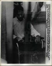 1968 Press Photo Sirhan B. Sirhan behind bars in Los Angeles County Jail. picture